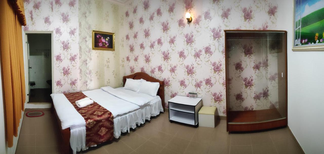Hoang Uyen Hotel Dalat Luaran gambar