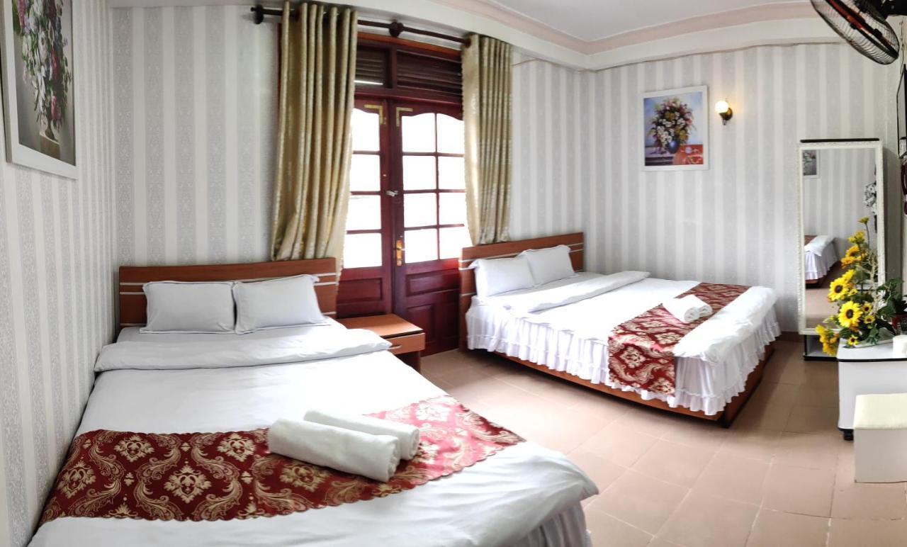 Hoang Uyen Hotel Dalat Luaran gambar