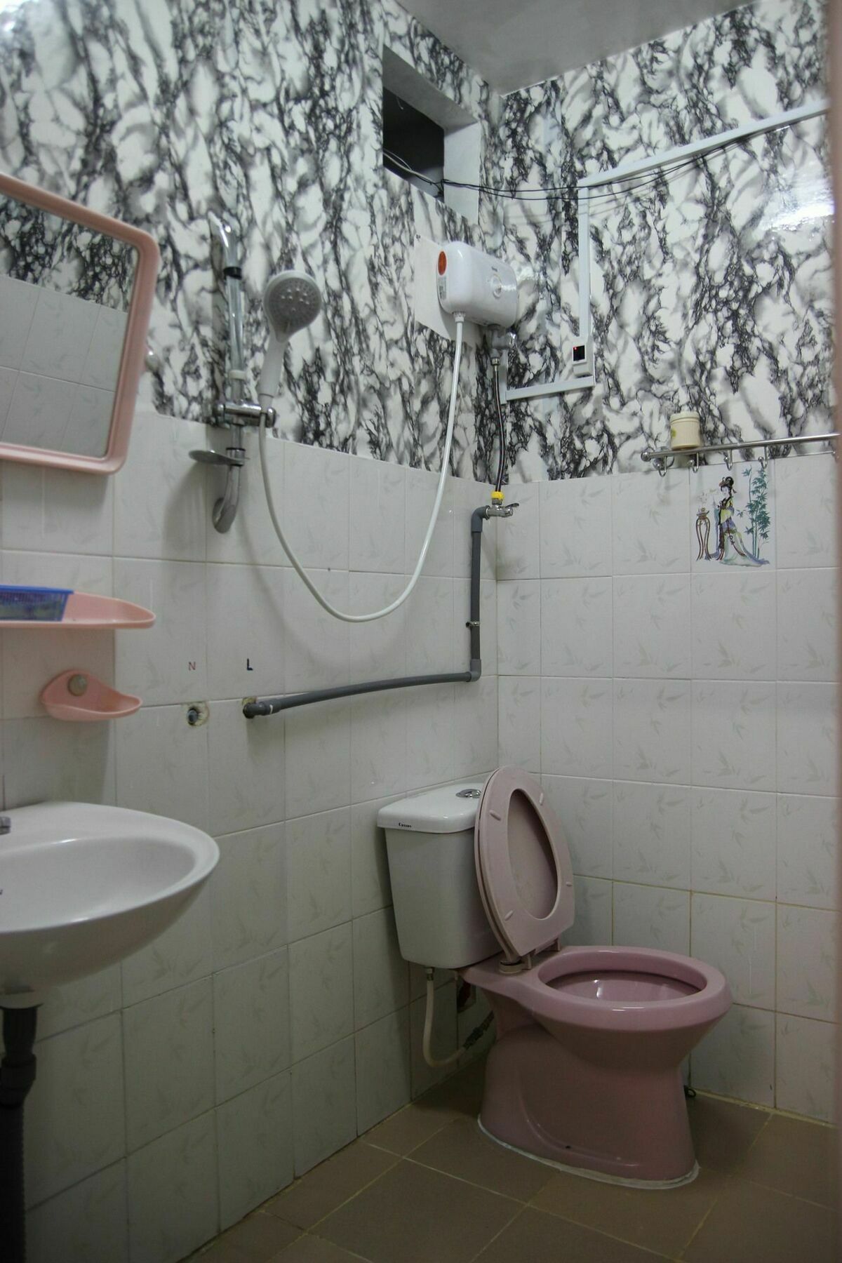 Hoang Uyen Hotel Dalat Luaran gambar